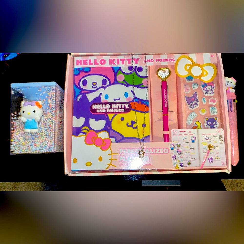 HK Bundle!! 💕💕💕